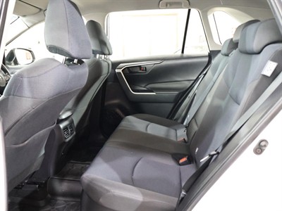 2022 Toyota RAV4 - Thumbnail