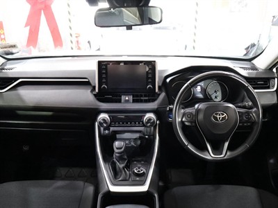 2022 Toyota RAV4 - Thumbnail