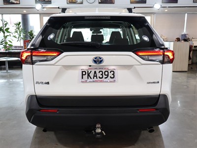 2022 Toyota RAV4 - Thumbnail