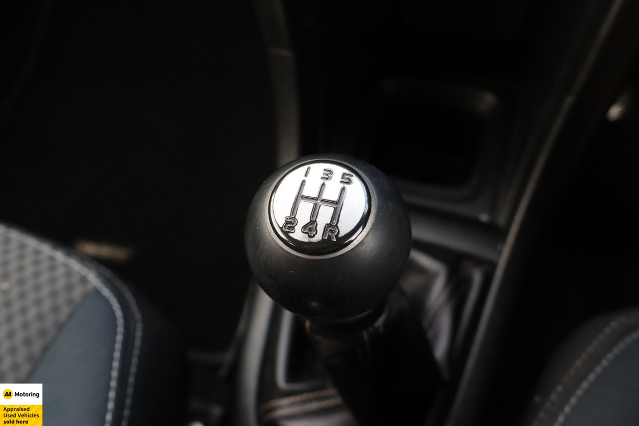 2015 Suzuki Swift