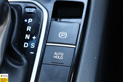 2022 Hyundai IONIQ - Thumbnail