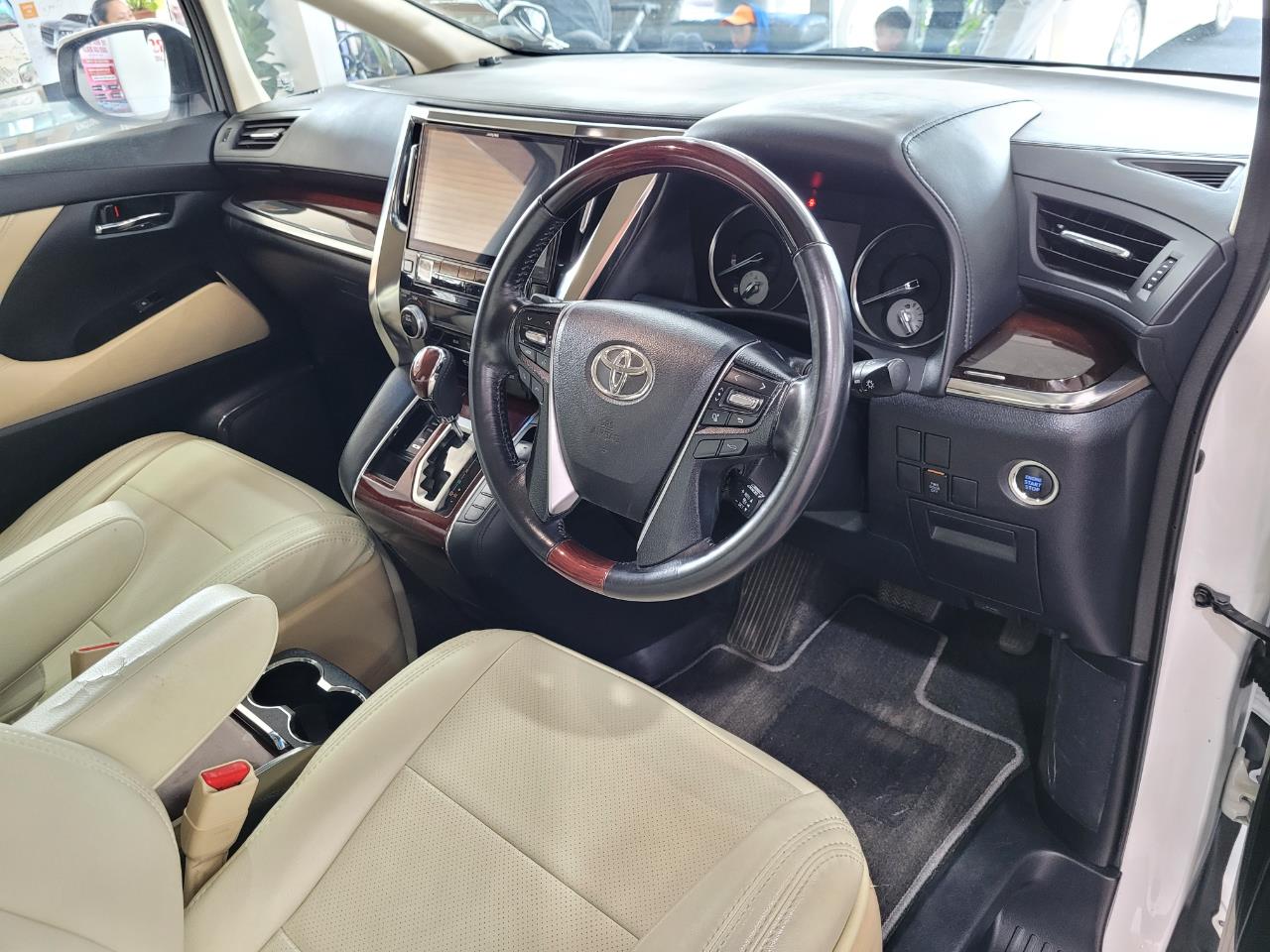 2016 Toyota Vellfire