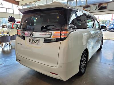 2016 Toyota Vellfire - Thumbnail