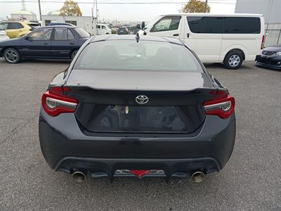 2016 Toyota 86 - Thumbnail