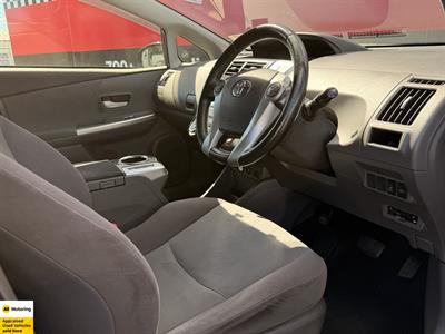 2013 Toyota Prius - Thumbnail