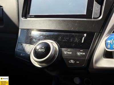 2013 Toyota Prius - Thumbnail