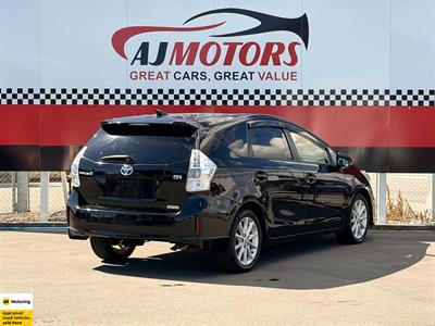 2013 Toyota Prius - Thumbnail