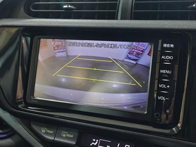 2015 Toyota Aqua - Thumbnail