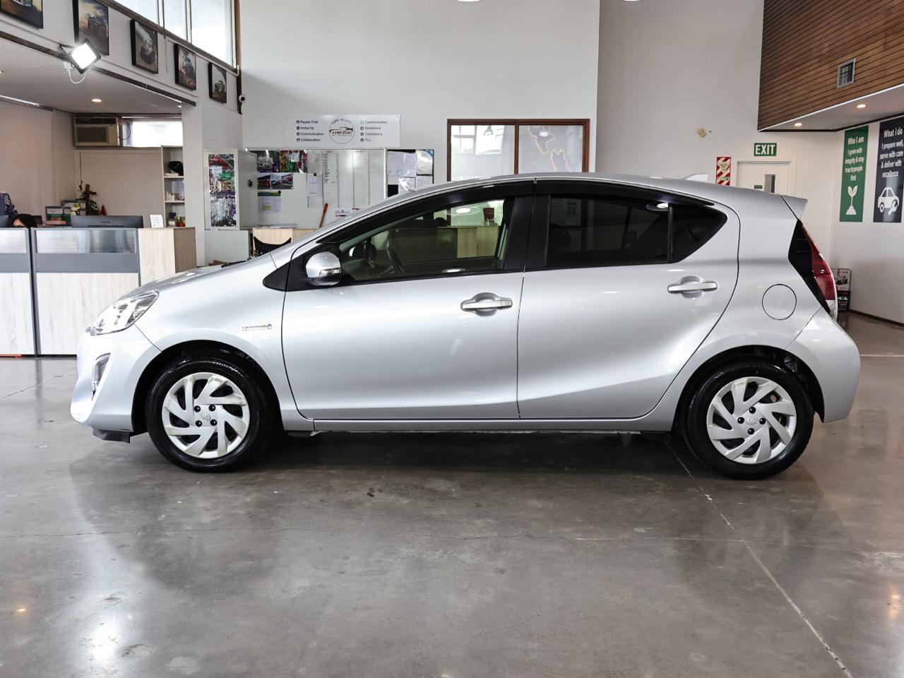 2015 Toyota Aqua