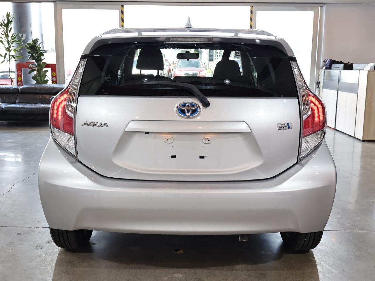 2015 Toyota Aqua