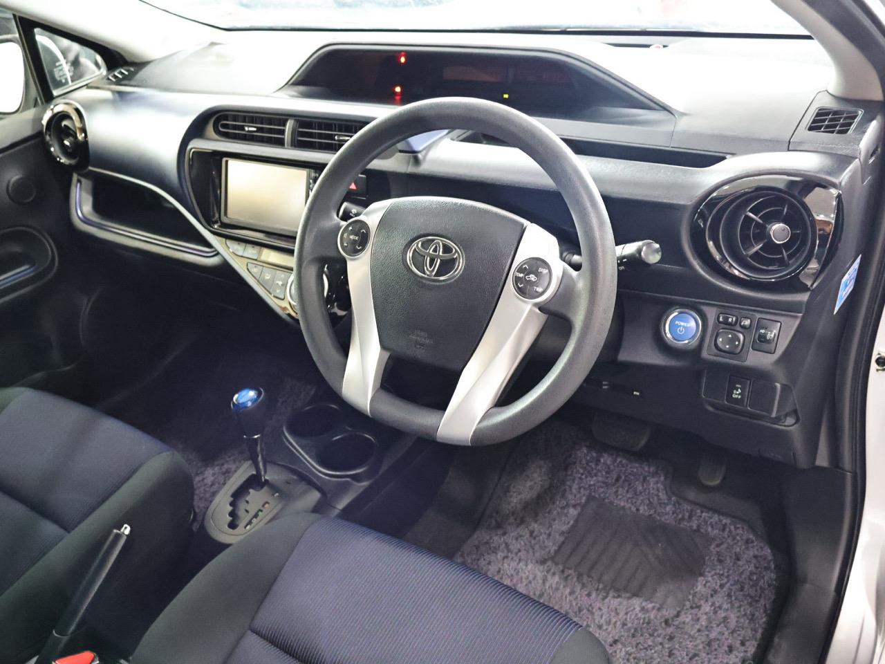 2015 Toyota Aqua