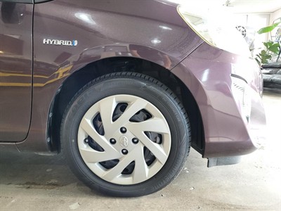 2015 Toyota Aqua - Thumbnail