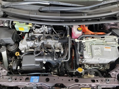 2015 Toyota Aqua - Thumbnail