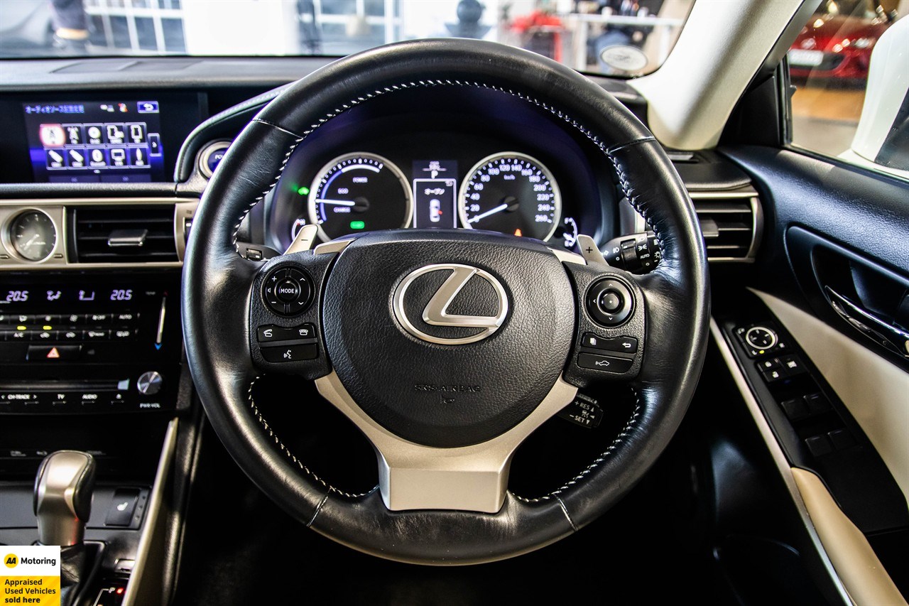 2014 Lexus IS 4D