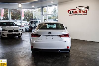 2014 Lexus IS 4D - Thumbnail