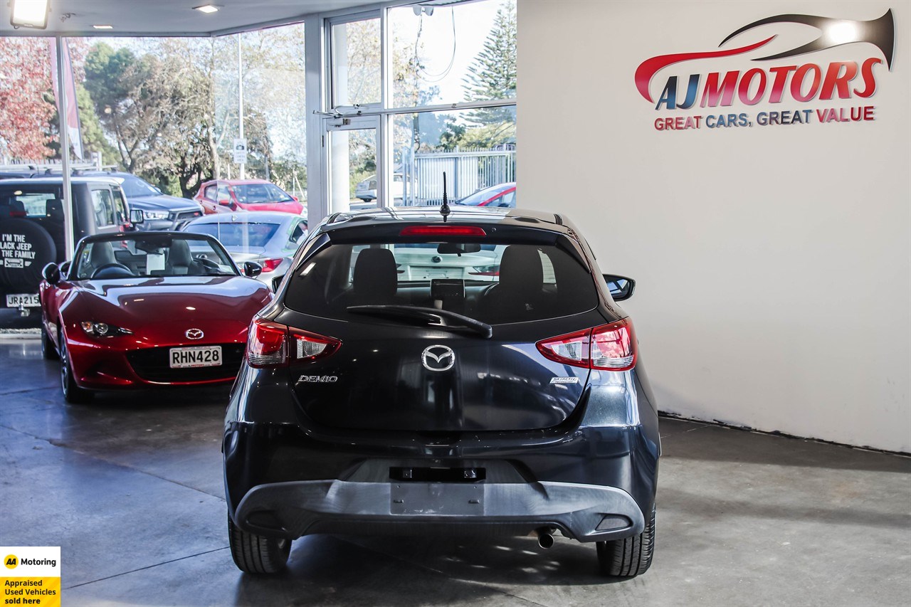 2014 Mazda Demio