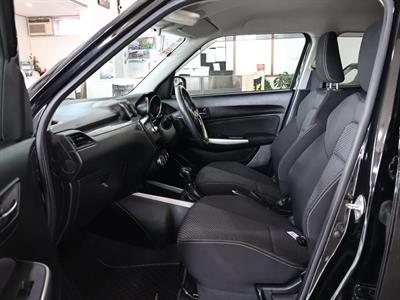 2017 Suzuki Swift - Thumbnail