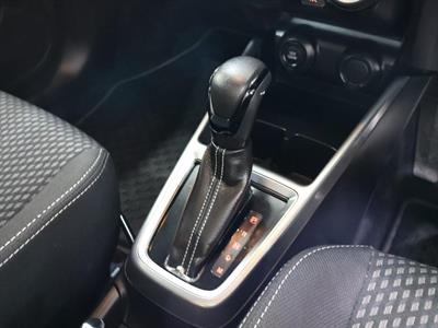 2017 Suzuki Swift - Thumbnail