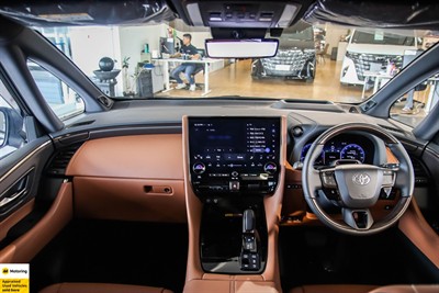 2025 Toyota Vellfire - Thumbnail