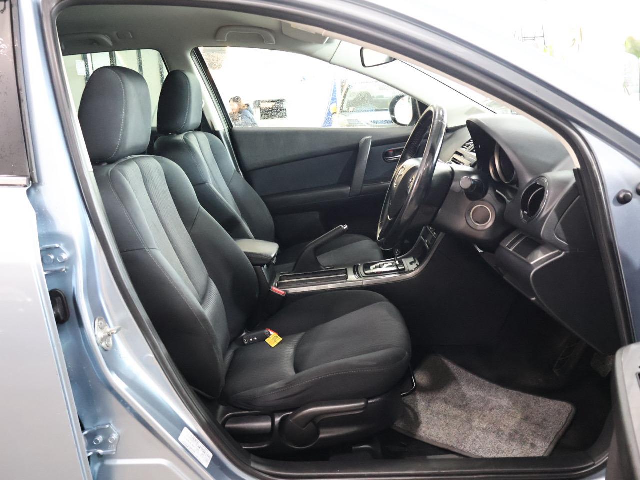 2010 Mazda Atenza