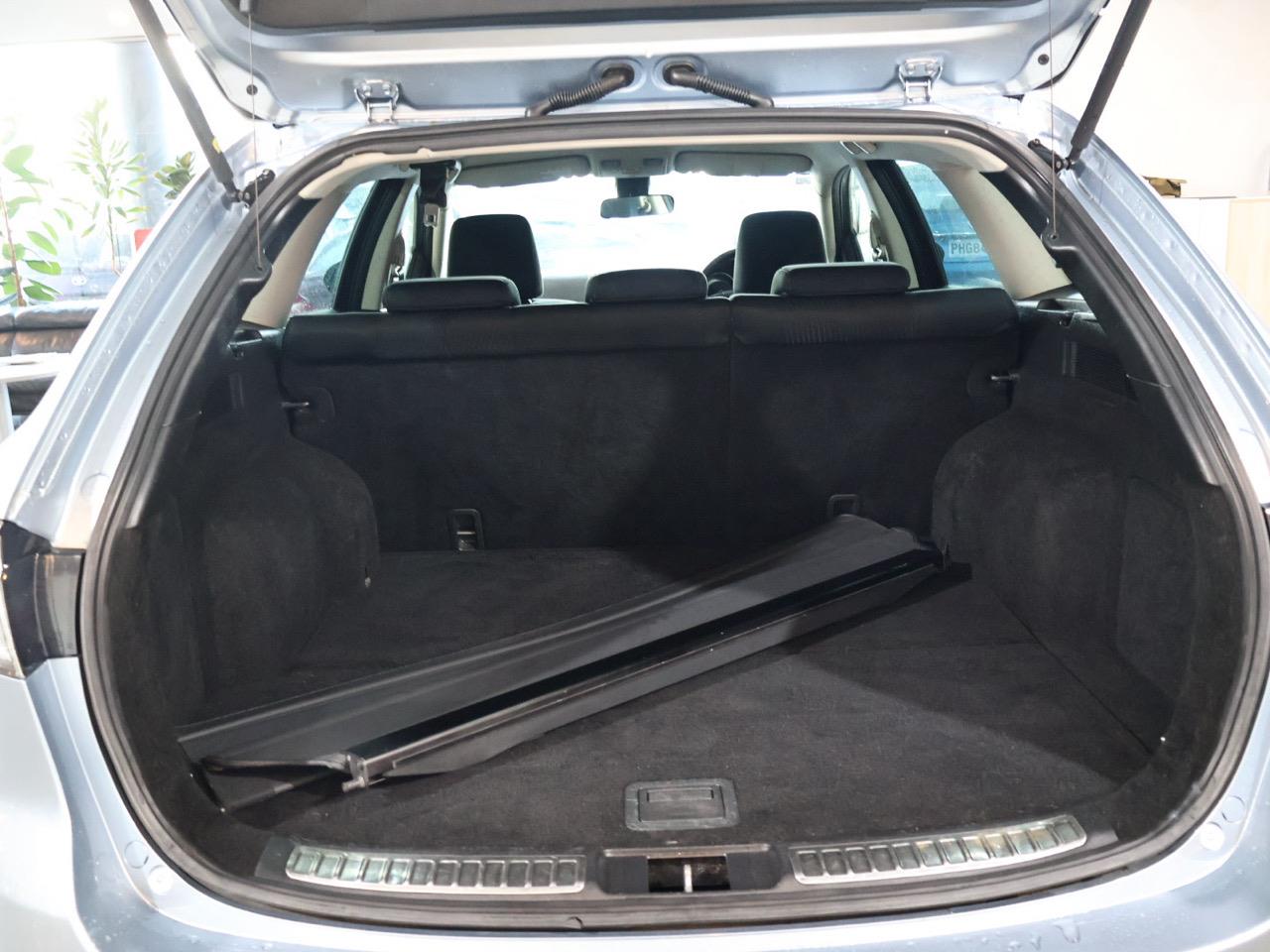 2010 Mazda Atenza