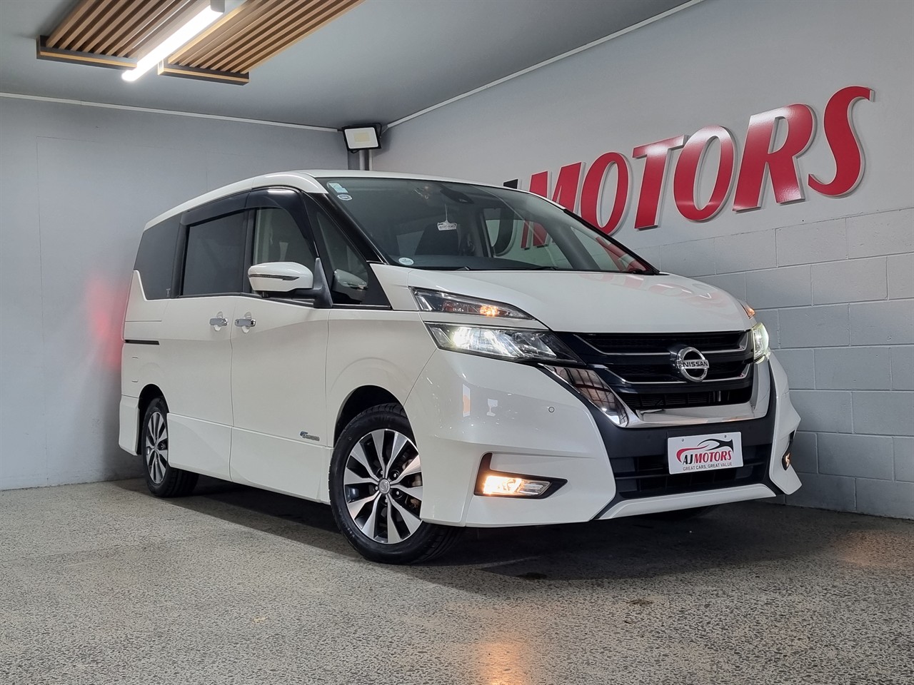 2017 Nissan Serena