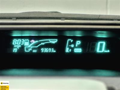 2013 Toyota Aqua - Thumbnail