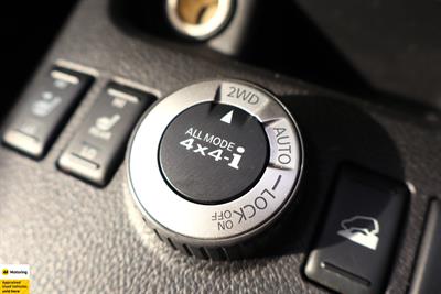 2012 Nissan XTRAIL - Thumbnail