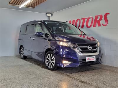 2016 Nissan Serena - Thumbnail