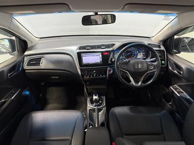 2014 Honda Grace - Thumbnail