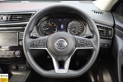 2021 Nissan X-Trail - Thumbnail