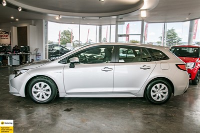 2020 Toyota Corolla - Thumbnail