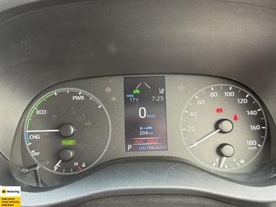 2021 Toyota Yaris - Thumbnail