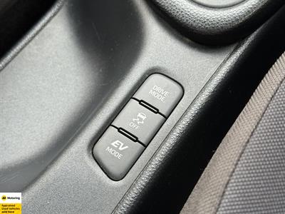 2021 Toyota Yaris - Thumbnail