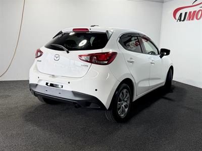 2016 Mazda Demio - Thumbnail