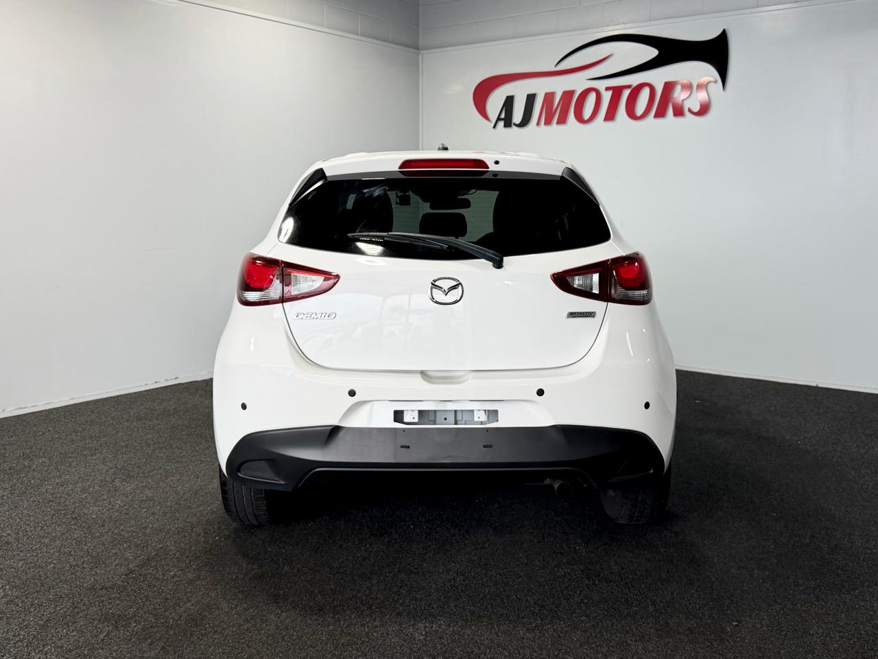 2016 Mazda Demio