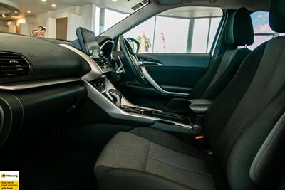 2022 Mitsubishi Eclipse Cross - Thumbnail