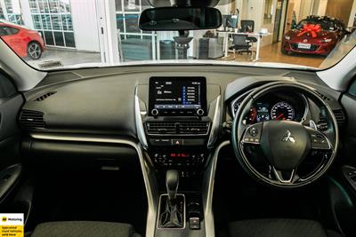 2022 Mitsubishi Eclipse Cross - Thumbnail