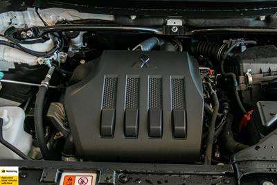 2022 Mitsubishi Eclipse Cross - Thumbnail