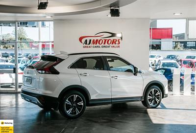 2022 Mitsubishi Eclipse Cross - Thumbnail