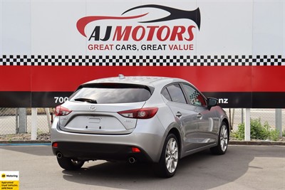 2015 Mazda Axela - Thumbnail