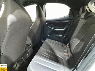 2021 Toyota Yaris - Thumbnail