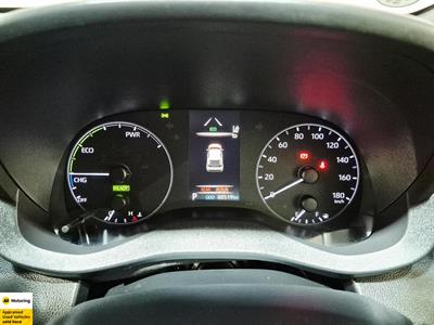 2021 Toyota Yaris - Thumbnail