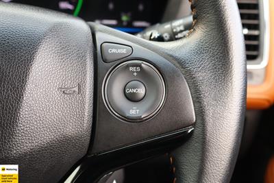 2015 Honda Vezel - Thumbnail