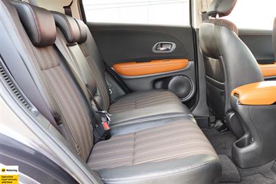 2015 Honda Vezel - Thumbnail