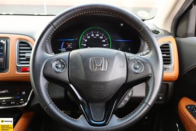2015 Honda Vezel - Thumbnail
