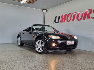 2005 Mazda Roadster
