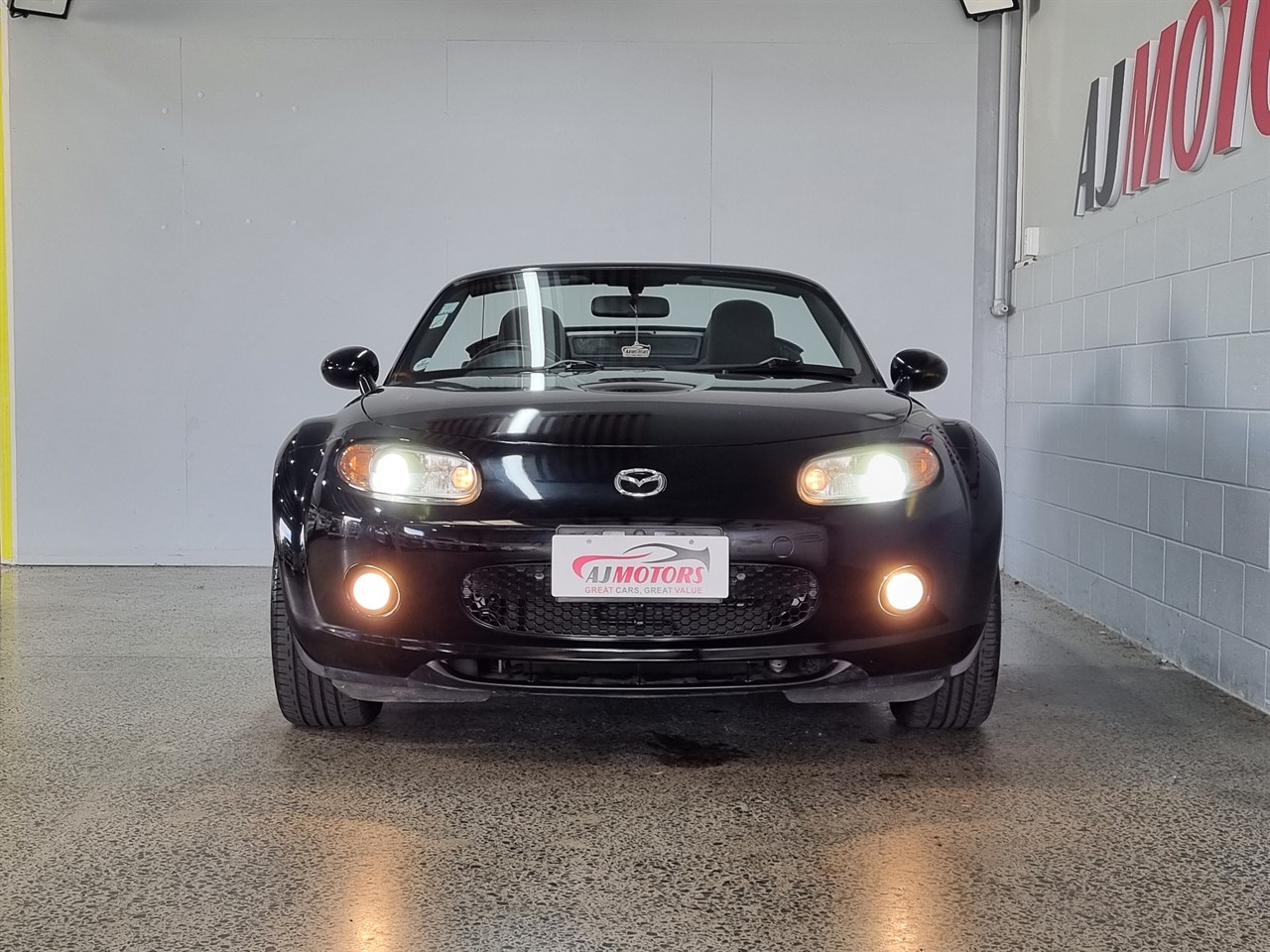 2005 Mazda Roadster