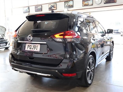 2022 Nissan X-Trail - Thumbnail