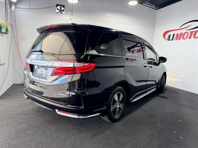 2016 Honda Odyssey - Thumbnail